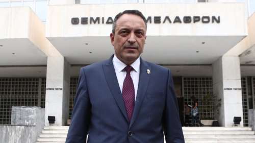 Ξεκίνησε η δίκη των &quot;Σπαρτιατών&quot;¨: Ο Στίγκας &quot;τα γυρνάει&quot; για Greek Mafia μέσα στο κόμμα και Κασιδιάρη