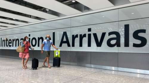 Κορονοϊός - Βρετανία: Σκληρά νέα περιοριστικά μέτρα λόγω αύξησης των κρουσμάτων