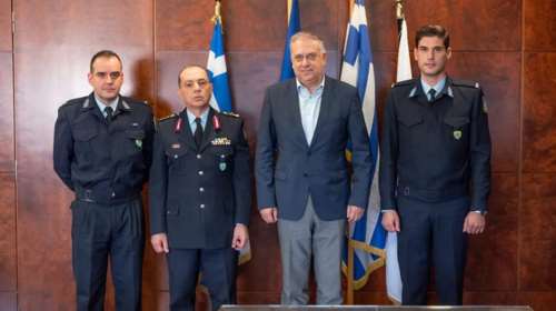 Συγχαρητήρια Θεοδωρικάκου σε αστυνομικούς που χειρίστηκαν με ανθρωπιά υπόθεση ενδοοικογενειακής βίας