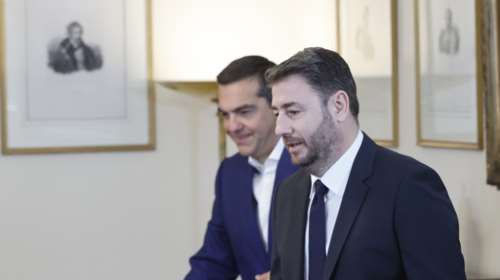 Κριτική Τσίπρα στο ΠΑΣΟΚ: Περίμενα από τον Ανδρουλάκη να βγάλει τον Μάντζο από το ψηφοδέλτιο μετά τις αποκαλύψεις για το fund