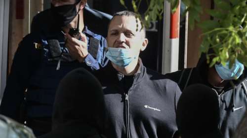 Έπιασαν δουλειά στη φυλακή οι Χρυσαυγίτες: Βιβλιοθηκάριος ο Μιχαλολιάκος, βοηθός νοσοκόμος ο Κασιδιάρης