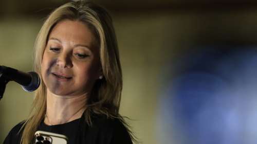 Μαρία Καρυστιανού: Την παραίτησή της από την προεδρία του Συλλόγου των Τεμπών ζητά το ΔΣ - "Είναι παράτυπο" απαντά