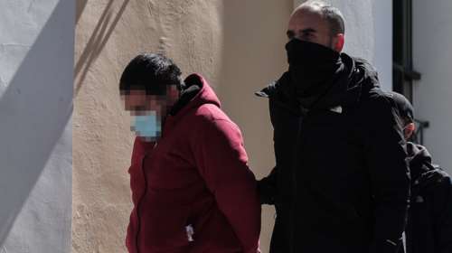 Στον εισαγγελέα ο 31χρονος &quot;Πάνος ερωτιάρης&quot; που βίασε τη 18χρονη μπέιμπι σίτερ [εικόνες]