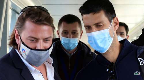 Υποδοχή ήρωα για τον Τζόκοβιτς στο Βελιγράδι - Νέο &quot;χαστούκι&quot; ενόψει για το Ρολάν Γκαρός, αν δεν κάνει το εμβόλιο