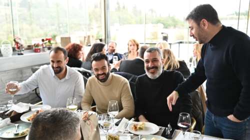 Αποκαλυπτικός Ανδρουλάκης: Το πρόβλημα με το πόδι του, ο &quot;σεισμός σοσιαλισμός&quot; και οι Βρυκόλακες