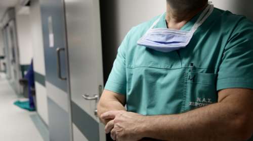 Δραματική έκκληση φοιτητών ιατρικής του ΑΠΘ: Οι τελειόφοιτοι να θέσουν εαυτούς στη διάθεση των νοσοκομείων της πόλης