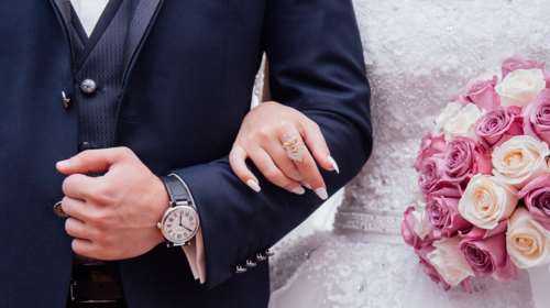 Κορονο-γάμος στη Θεσσαλονίκη: Θετικός και σε κατ&#39; οίκον περιορισμό ο DJ - Πώς κατάλαβε ότι κόλλησε