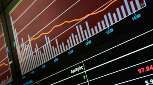 "Ματώνουν" οι αγορές μετά την κήρυξη του "πολέμου" δασμών: Οι μετοχές που βυθίζονται και οι τιμές σε φυσικό αέριο - πετρέλαιο