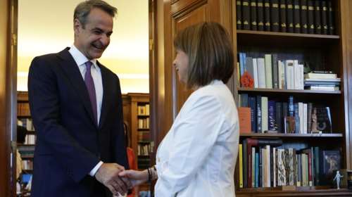 Ο Μητσοτάκης ανακοινώνει στις 17:00 τους νέους υπουργούς - &quot;Θα είναι κυβέρνηση σκληρής δουλειάς&quot;