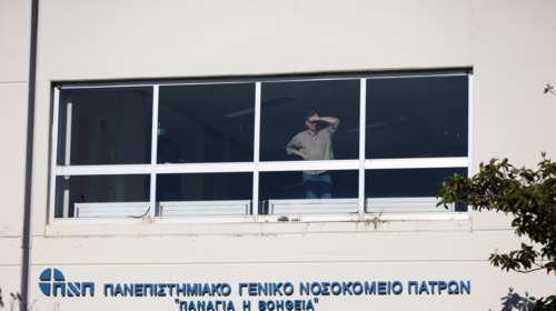 Κορονοϊός: Με βαριά συμπτώματα 14χρονος στο Νοσοκομείου του Ρίου