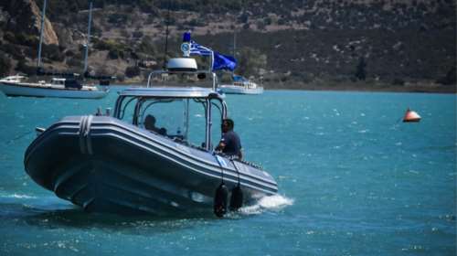Εύβοια: Φωτιά σε ιδιωτικό σκάφος μετά από προσάραξη