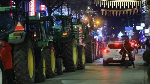 Κυρώσεις και πρόστιμα για τα μπλόκα εξετάζει η κυβέρνηση - Την Κυριακή οι αποφάσεις των αγροτών