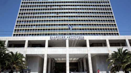 Κολωνός: Άλλοι δύο παρουσιάστηκαν αυτοβούλως στη ΓΑΔΑ - Έφτασαν τους 18