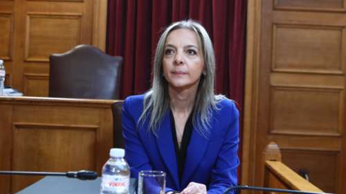 Σεμερτζίδου σε Εξεταστική ΟΠΕΚΕΠΕ: &quot;Έπρεπε να πάρω άδεια για να οδηγήσω τη Ferrari του συντρόφου μου;&quot;