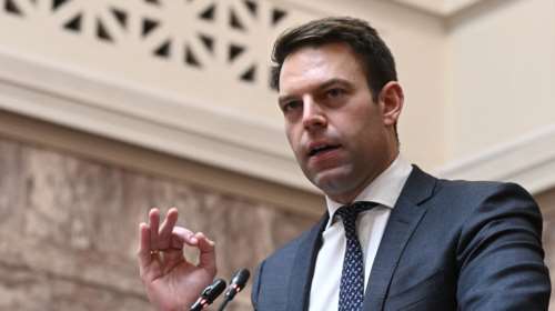 Ο Κασσελάκης &quot;άδειασε&quot; τον ΣΥΡΙΖΑ και έκαψε τις γέφυρες με ΠΑΣΟΚ υπό τον φόβο της αμφισβήτησης