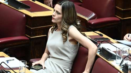 Αχτσιόγλου: &quot;Ο Μητσοτάκης χρησιμοποιεί την κλιματική κρίση ως δικαιολογία για να πετάξει από πάνω του οποιαδήποτε ευθύνη&quot;