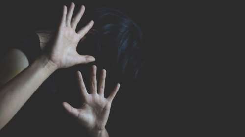 Άργος: Θύμα άγριων ξυλοδαρμών η 32χρονη που της έριξε χλωρίνη ο σύζυγός της - Την ταπείνωνε και την προσέβαλε