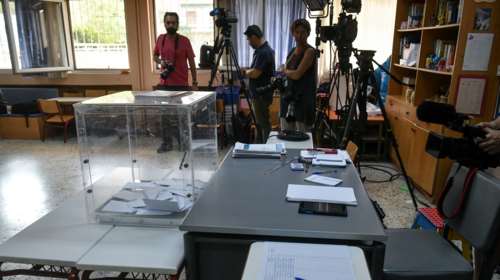 Πόσο πιθανή είναι μια κυβέρνηση Τσίπρα, Ανδρουλάκη, Κουτσούμπα, Βαρουφάκη - Η απλή αναλογική και τα ποσοστά