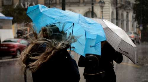 Εκτακτο δελτίο καιρού: Το βαρομετρικό χαμηλό &quot;Denise&quot; φέρνει καταιγίδες &amp; ισχυρούς ανέμους - Πότε &quot;χτυπά&quot; την Αττική