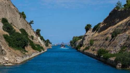 Ισθμός της Κορίνθου: Εντοπίστηκε σορός να επιπλέει εντός του καναλιού