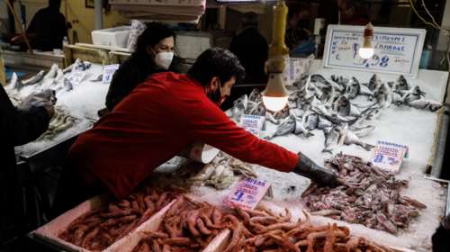 Καθαρά Δευτέρα: Ποια μαγαζιά είναι ανοιχτά σήμερα και αύριο - Από πού θα ψωνίσετε τα σαρακοστιανά