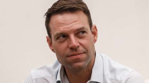 Κασσελάκης στις Σπέτσες: Ο λαός είναι σοφός, ο λαός ξέρει τι προβλήματα έχει, ξέρει τι λύσεις χρειάζεται