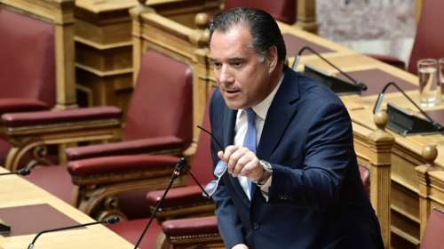 Γεωργιάδης κατά Πολάκη: Αν διαφωνούσες με τον γάμο των ομοφύλων έπρεπε να τα πεις στη Βουλή, όχι να κοροϊδεύεις