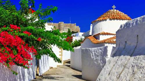 Conde Nast Traveller: Αυτό το νησί προτείνει για το καλύτερο, μυστηριακό Πάσχα - Και δεν είναι η Κέρκυρα