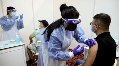 Τζανάκης: Πάνω από 2.000 κρούσματα την Τρίτη - Πότε θα χαρακτηριστούμε "πράσινοι"