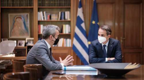 Μητσοτάκης: Θα έχουμε μέτρα και μάσκες, μέχρι να χτίσουμε &quot;εθνικό τείχος ανοσίας&quot;