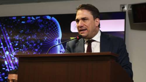 Τσουκαλάς για απουσία Ανδρουλάκη από την κηδεία Σαββόπουλου: &quot;Eίχε ανειλημμένη υποχρέωση στο εξωτερικό&quot;