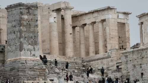 Εισβολή 500 οπαδών του Ολυμπιακού στην Ακρόπολη - Η ανακοίνωση του Υπουργείου Πολιτισμού