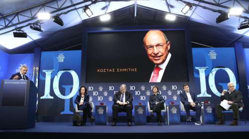 Φόρουμ των Δελφών: Συζήτηση στη μνήμη του Κώστα Σημίτη - Οι μεταρρυθμίσεις, το ΠΑΣΟΚ και το μπλοκάκι που είχε πάντα μαζί του