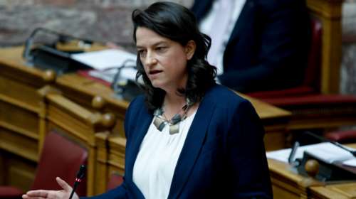 Κεραμέως για Τσακαλώτο: &quot;Αναπαράγει fake news - Δεν μπορεί να κάνει μια απλή πρόσθεση των ωρών διδασκαλίας στα Θρησκευτικά&quot;