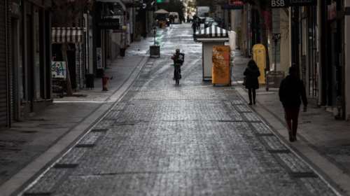 Σκουτέλης: Υψηλού ρίσκου η χαλάρωση του lockdown - Δεν πρέπει να γίνει &quot;στραβή&quot;