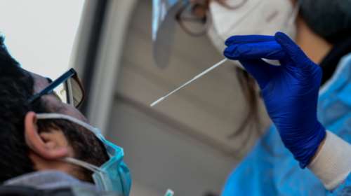 Οδηγίες για rapid test: Τα λάθη που μπορεί να δώσουν ψευδές αποτέλεσμα - Πότε πρέπει να υποβληθώ και σε μοριακό