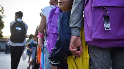 Θεσσαλονίκη - Φόβοι για τα σχολεία: Τουλάχιστον 40 κρούσματα στο Δημοτικό της Νεάπολης - Έλλειψη σε self test