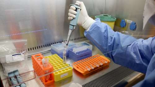 Κορονοϊός: &quot;Βόμβα&quot; από Βρυξέλλες - Δεν θα υπάρξουν εμβόλια για όλους στην ΕΕ μέχρι το 2022