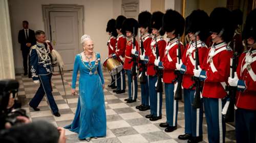 Η βασίλισσα της Δανίας αποκάλυψε γιατί αφαίρεσε τους πριγκιπικούς τίτλους από τα εγγόνια της