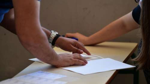 Πανελλήνιες 2022 - Οι 5 αλλαγές στις φετινές εξετάσεις: Λατινικά αντί Κοινωνιολογίας, βάση εισαγωγής, δεύτερο μηχανογραφικό