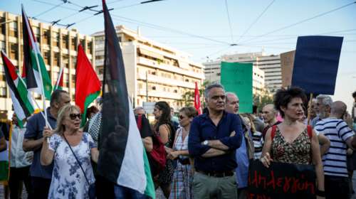 Ραντεβού ξανά στο... πεζοδρόμιο δίνει αύριο ο ΣΥΡΙΖΑ - Συγκέντρωση ενάντια στο νομοσχέδιο των συναθροίσεων