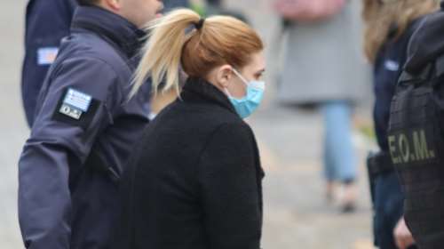 Νευρίασε η Πισπιρίγκου με τις ερωτήσεις της Προέδρου: Έξι μέρες παίζουμε τις κουμπάρες - Δεν ξέρω πώς βρέθηκε η κεταμίνη