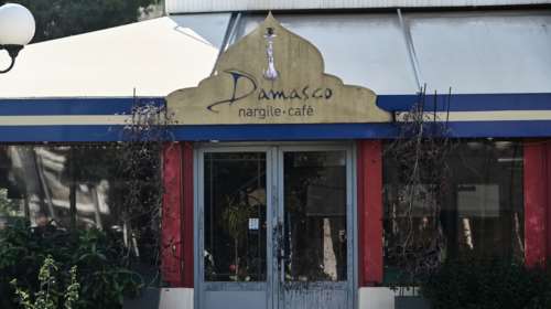 Νέα Ιωνία: Ο ιδιοκτήτης της καφετέριας είναι ο πατέρας του 16χρονου που μαχαιρώθηκε στα Πατήσια