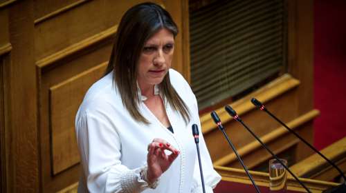 Κωνσταντοπούλου: Εθελοντής στο γραφείο του Μητσοτάκη ο οδηγός της εμπορικής αμαξοστοιχίας στα Τέμπη