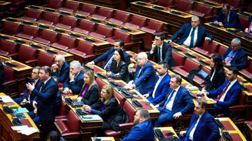 Ερώτηση ΠΑΣΟΚ στον Δένδια για τα &quot;προβλήματα στα στρατιωτικά νοσοκομεία&quot;