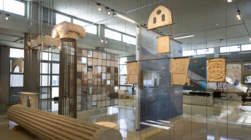 Ενα βιβλίο εμπνευσμένο από το Μουσείο Μαρμαροτεχνίας στο ομορφότερο χωριό της Τήνου