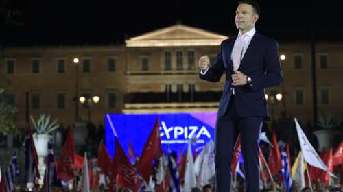 Κασσελάκης από το Σύνταγμα: &quot;Και να σκεφτείτε ότι μας είχαν για τελειωμένους&quot;- Παρών και ο Αλέξης Τσίπρας