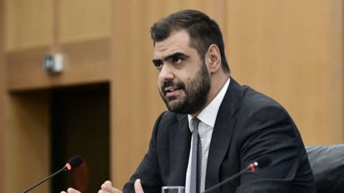 Νέο μήνυμα Μαρινάκη για τα ακριβά χαλιά της Κεφαλογιάννη: Όλοι αξιολογούμαστε - Από αυτές τις θέσεις όλοι είμαστε περαστικοί