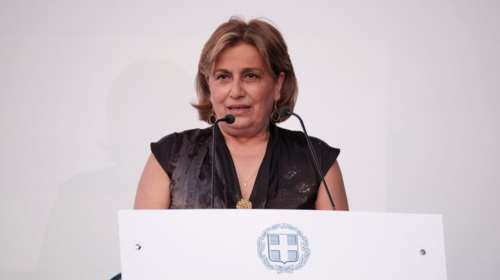 Κορονοϊός - Κοτανίδου: Μαθητές με μάσκες και φοιτητές με αρνητικό τεστ - Τι προτείνουν οι ειδικοί [Βίντεο]