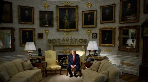 Ο Τραμπ τα αλλάζει όλα στον Λευκό Οίκο: Πώς γέμισε το Οβάλ Γραφείο με πίνακες &quot;κρυμένους&quot; για 100 χρόνια